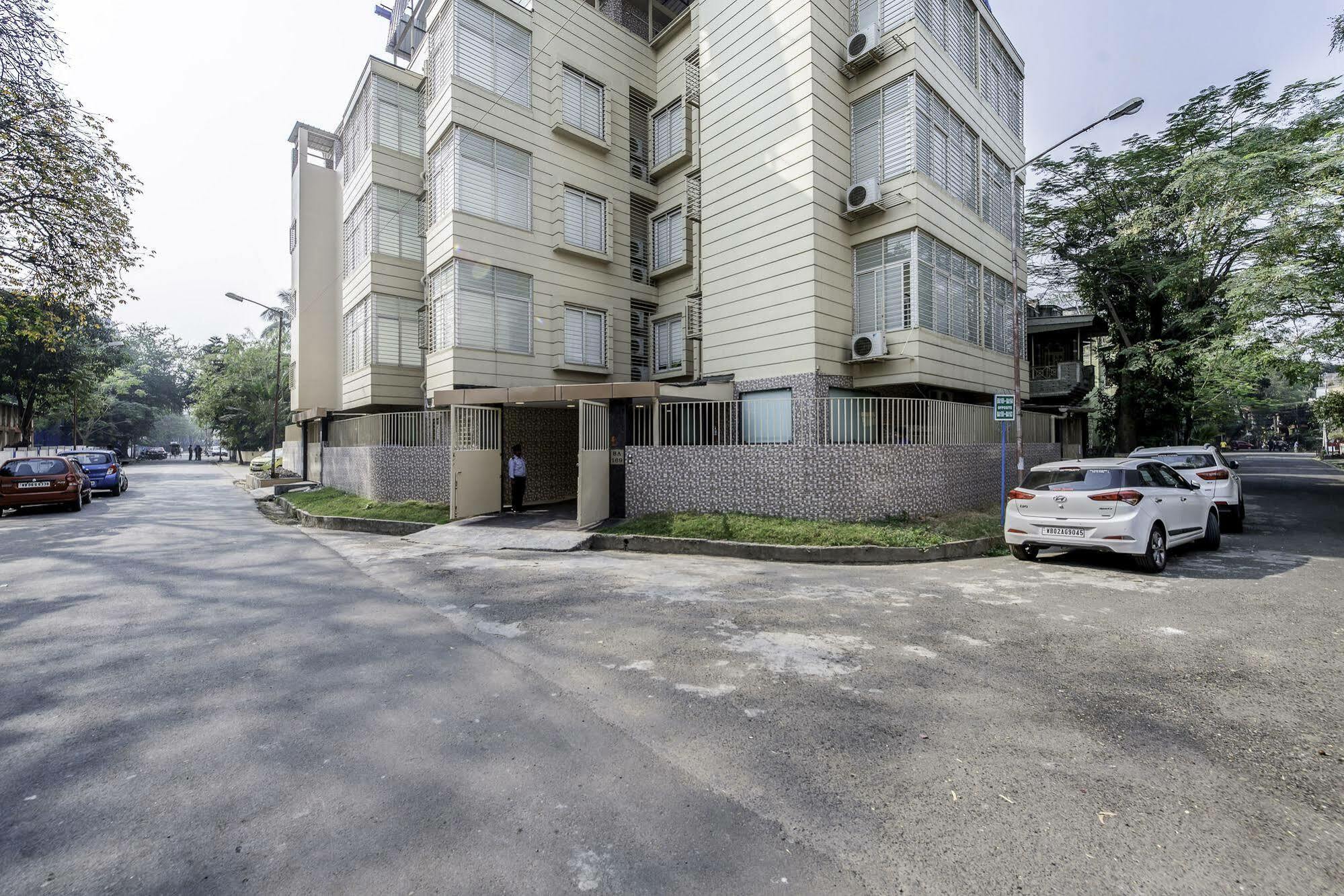 Oyo 16703 Hotel The Platinum Calcutta Exteriör bild